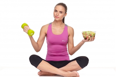 ダイエットする女性